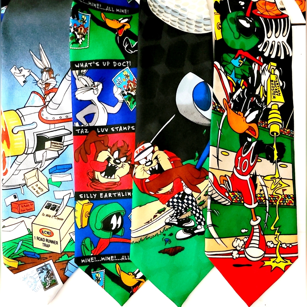 Vintage Looney Toons Mania Stamp  Neck ties 1993/97 Bugs Bunny Marvin Taz Daffy